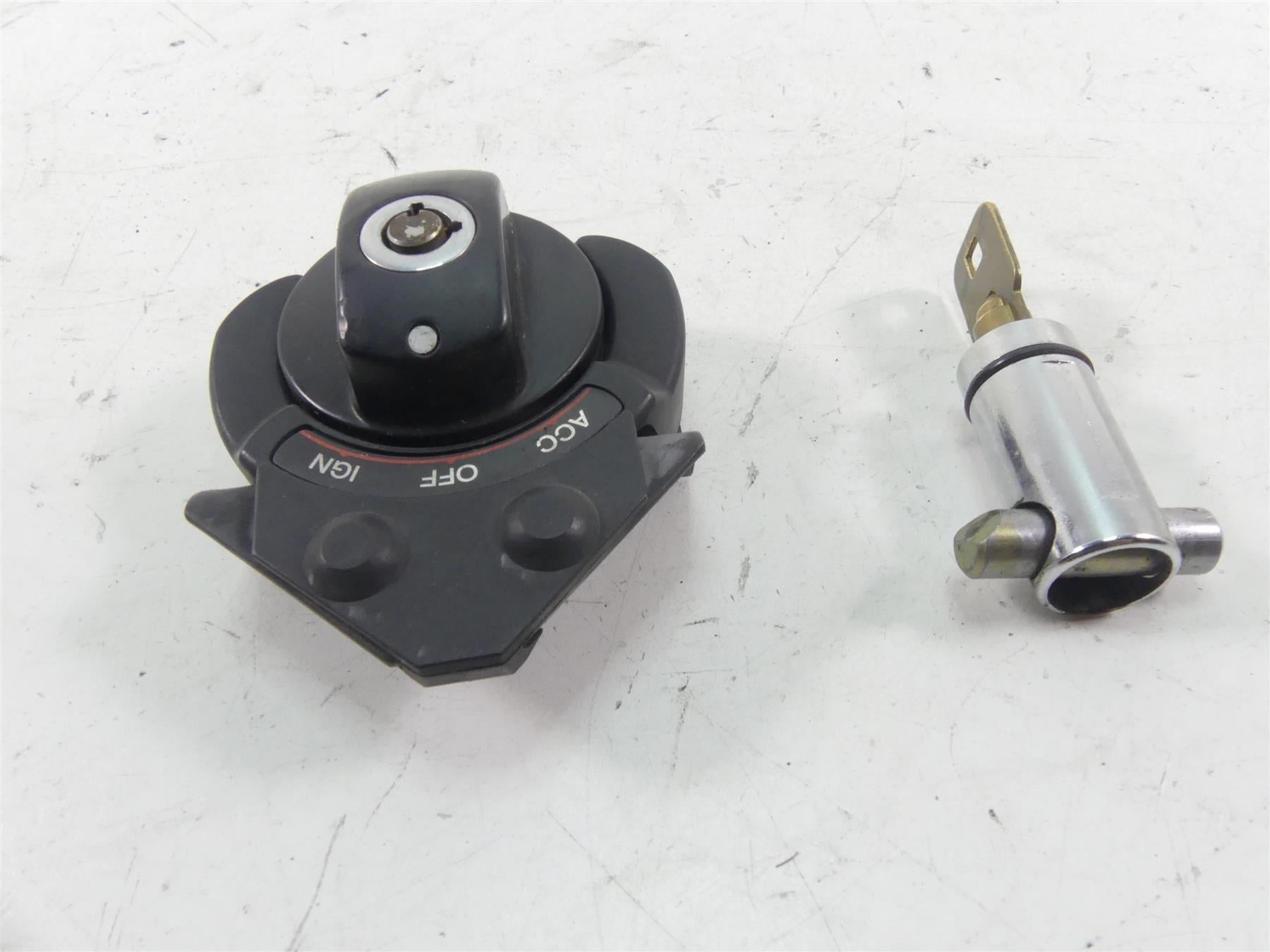 2013 Harley VRSCDX Night Rod Special Ignition Switch Key Lock Set 70020-05 | Mototech271