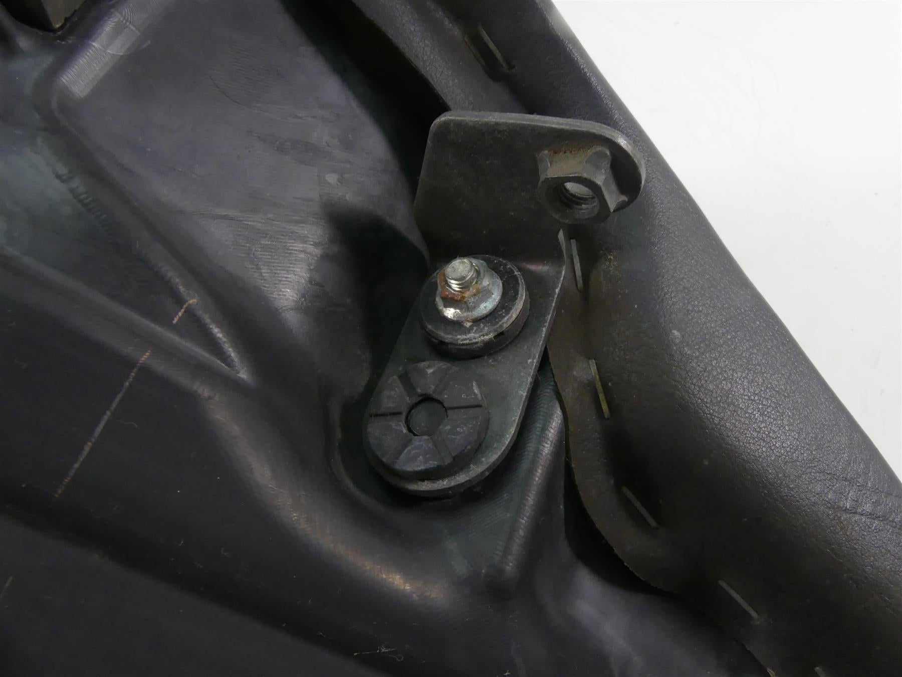 2009 Honda VTX1300 Touring Front Driver Saddle Seat 77200-MEA-670 {{ shop.shopifyCountryName }} - Mototech271
