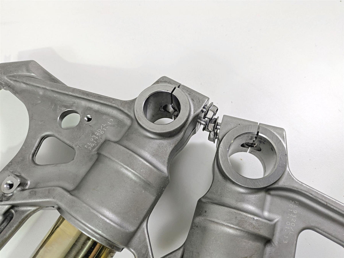 2017 Aprilia RSV 1100 Tuono V4 Factory Straight Ohlins Front Shock Set 2B003406 {{ shop.shopifyCountryName }} - Mototech271
