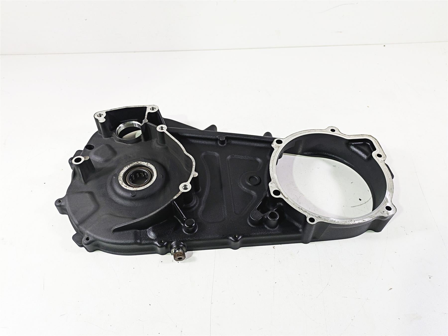 2018 Harley Softail FXFBS Fat Bob Inner Primary Drive Clutch Cover 36500099 {{ shop.shopifyCountryName }} - Mototech271
