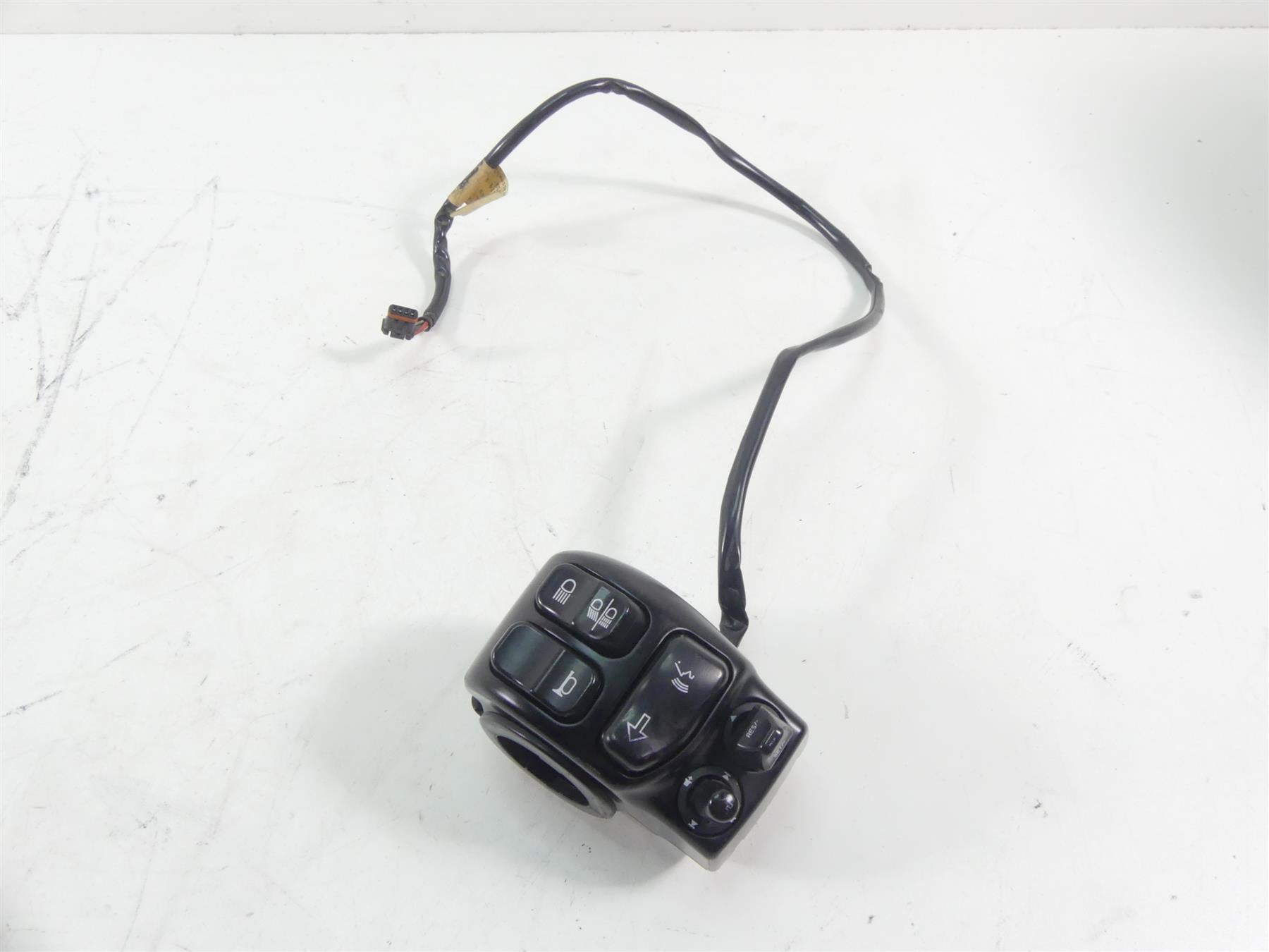 2014 Harley Touring FLHXS Street Glide Sp Left Cruise Control Switch 71500128B {{ shop.shopifyCountryName }} - Mototech271