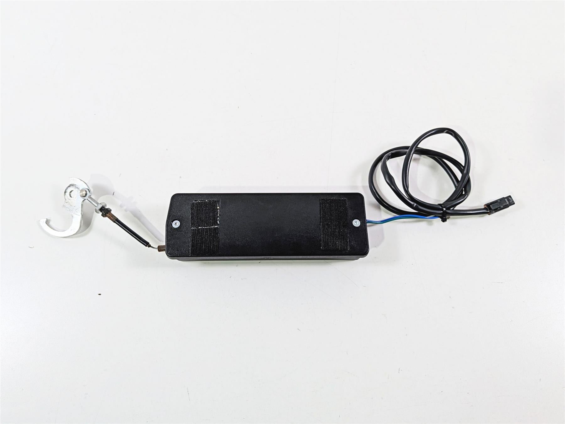 2011 Harley Touring FLHTCU CVO Electra Glide Saddlebag Lock Module 79165-07-Mototech271