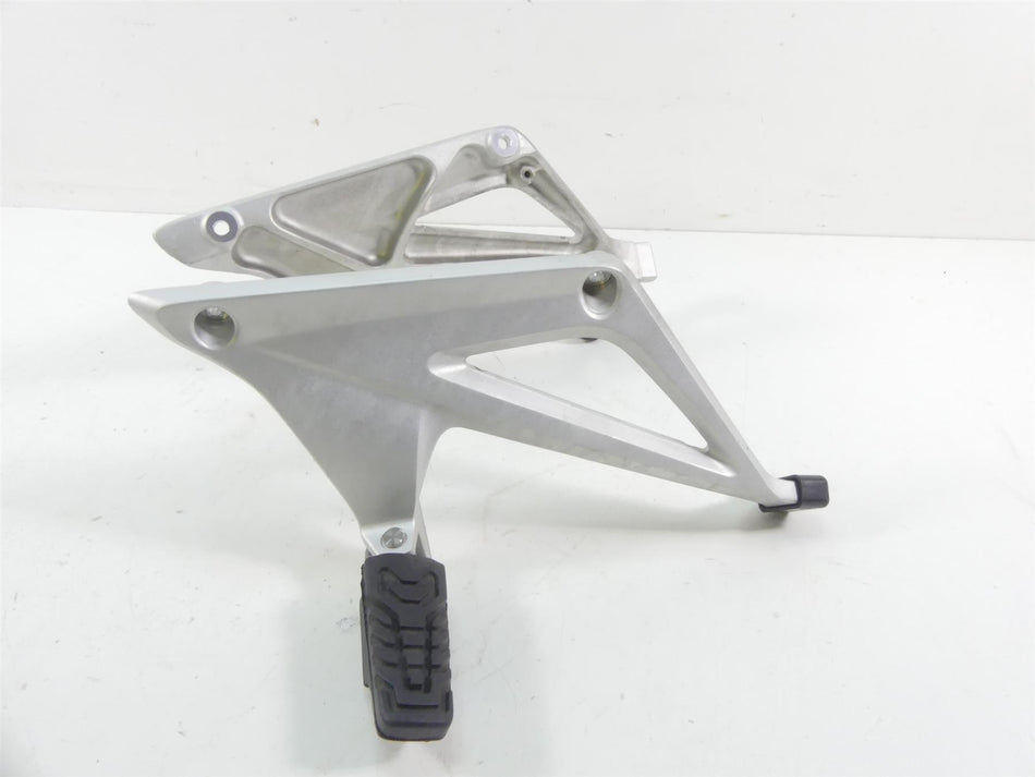 2015 BMW R1200RT K52 Rear Passenger Footpeg Foot Peg Set 46718534789 46718534790 {{ shop.shopifyCountryName }} - Mototech271