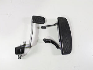 2016 Harley Touring FLHR Road King  Front Right Floorboard & Brake Ped 50621-06A