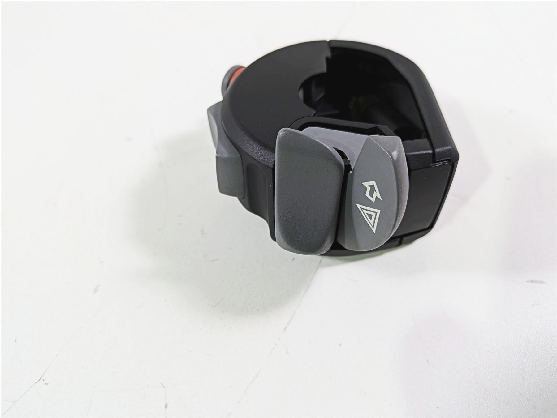 2012 BMW R1200R K27 Right Hand Start Stop Heat Control Switch 61317694982 {{ shop.shopifyCountryName }} - Mototech271