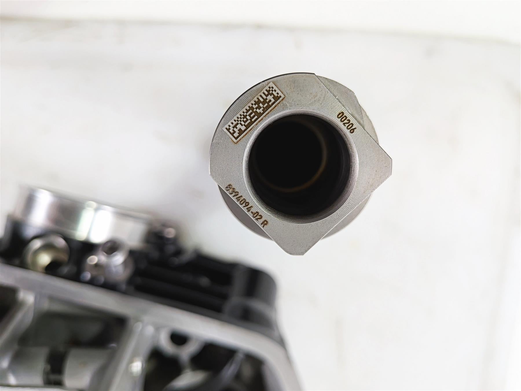 2019 BMW R1250GS K50 Left Cylinder Head Cylinderhead Cam Shaft 11128393757 {{ shop.shopifyCountryName }} - Mototech271