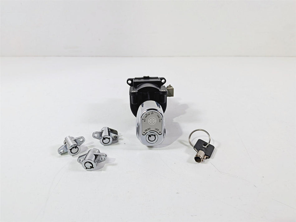 2014 Harley Touring FLHTK Electra Glide Ignition Switch + Keys - Read 71400012B