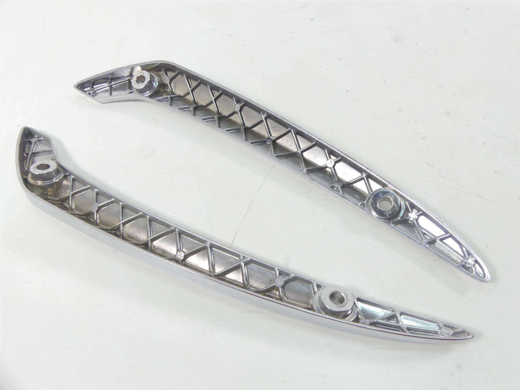 2007 Yamaha XVS1300 V-Star Rear Chrome Fender Struts Braces 3D8-2164G-00-00 {{ shop.shopifyCountryName }} - Mototech271