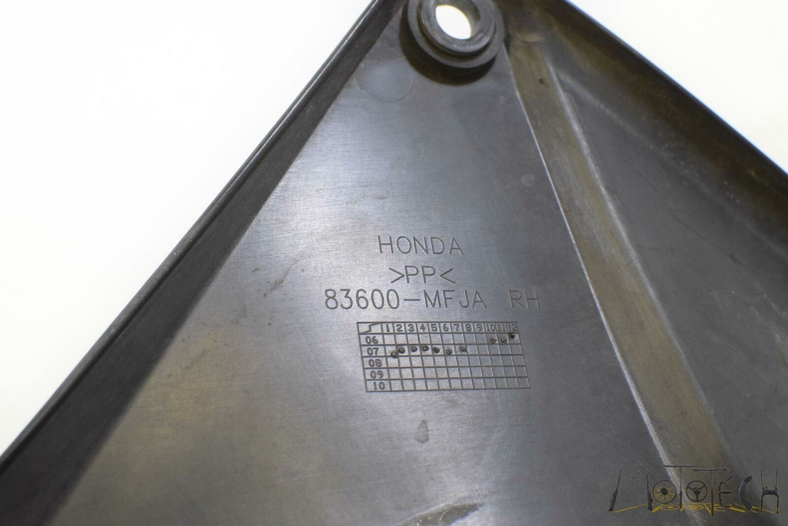 2008 Honda CBR600RR CBR600 RR R+L Fuel Tank Side Cover Fairing Set 83700-MFJ-D00 {{ shop.shopifyCountryName }} - Mototech271