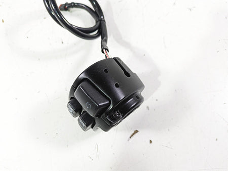 2021 Harley Softail FLSL Slim Left Hand Control Switch 71500292 {{ shop.shopifyCountryName }} - Mototech271