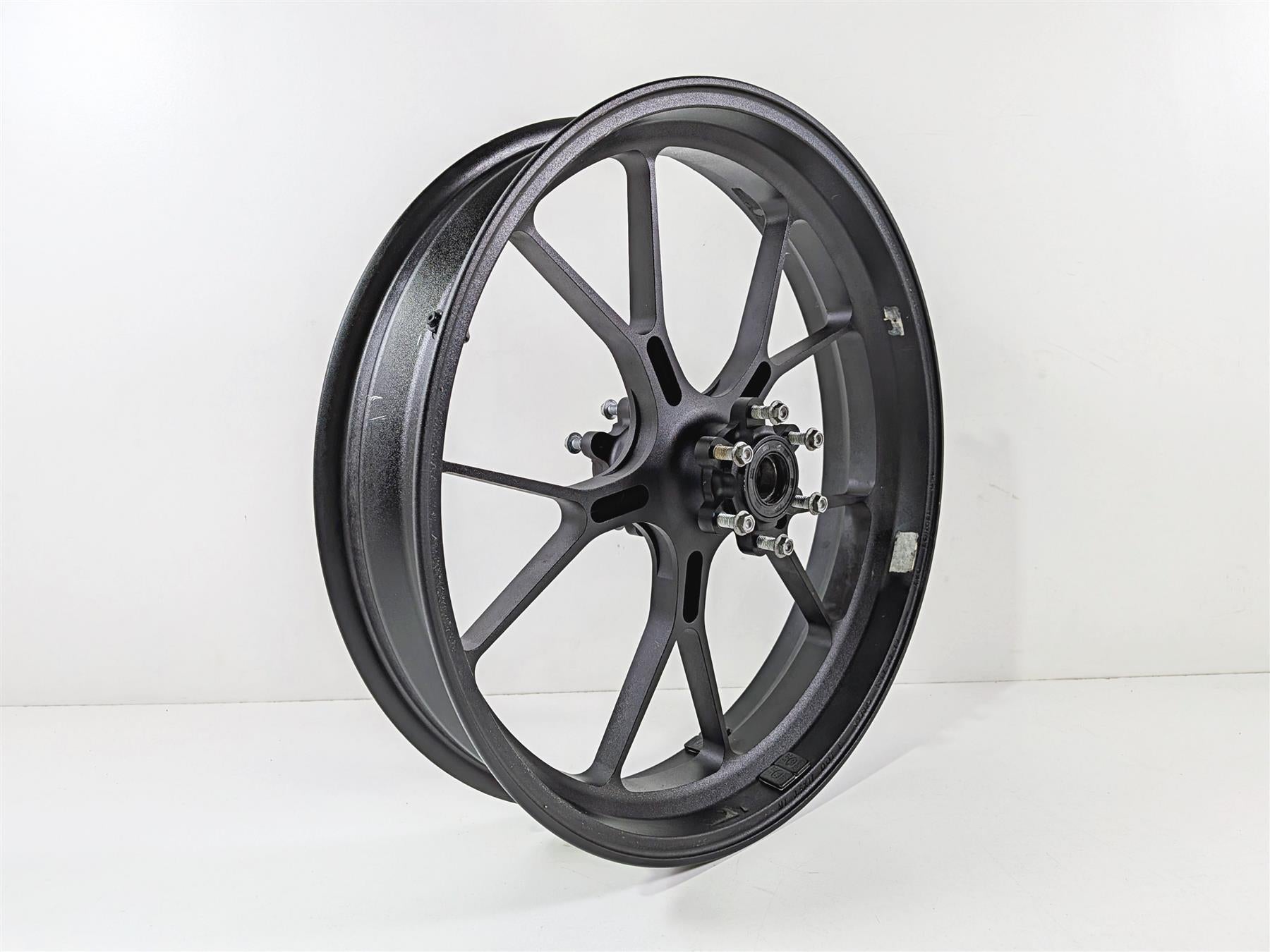 2014 Aprilia RSV4 RR Factory Forged 17x3.5 Front Wheel Rim - Straight 894846 {{ shop.shopifyCountryName }} - Mototech271