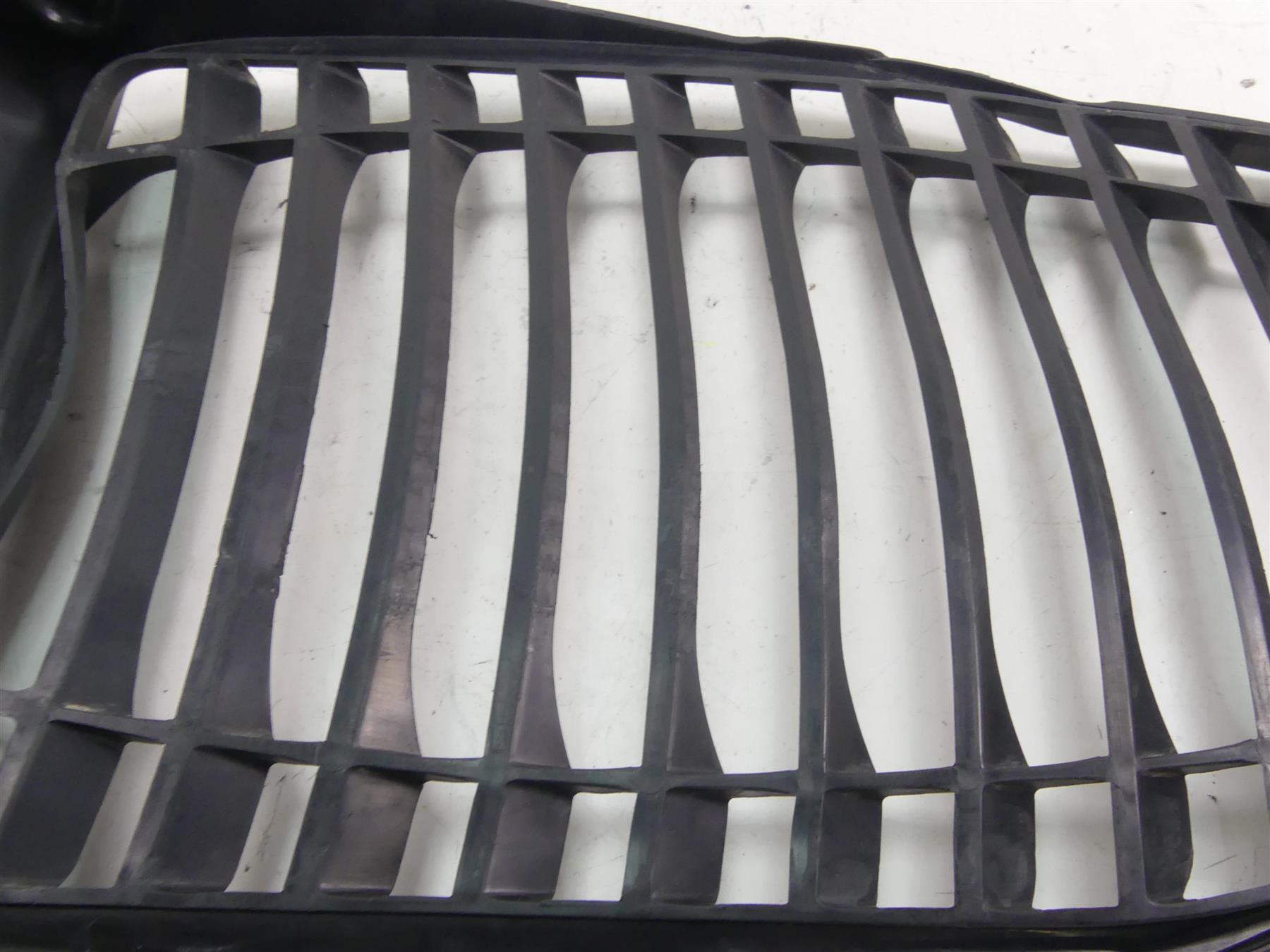 2018 Indian Scout Sixty Radiator Cover Fairing Shroud 5451861 {{ shop.shopifyCountryName }} - Mototech271