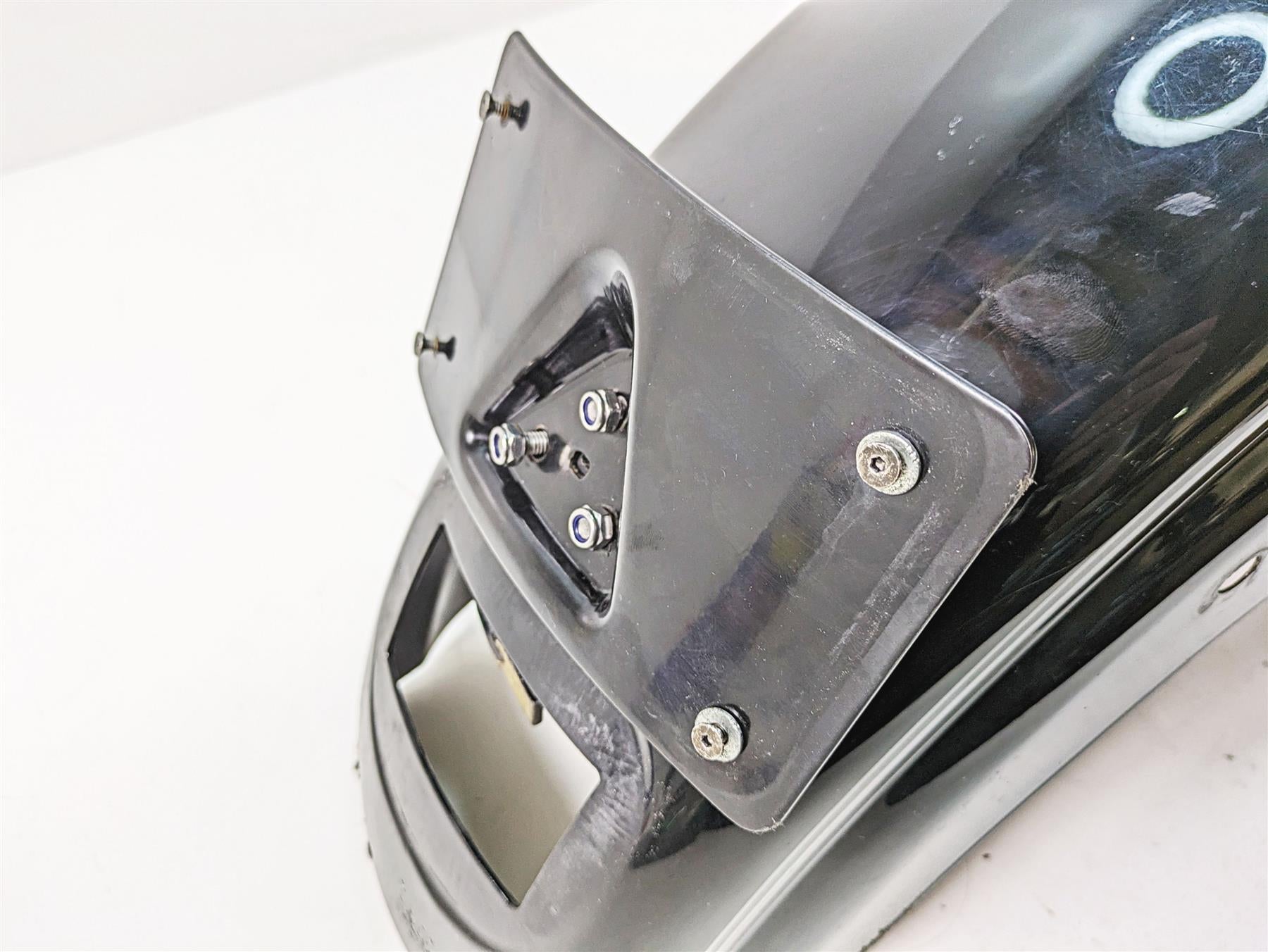 2005 Harley Dyna FXDL Low Rider Rear Fender Vivid Black Silver Stripes 59634-02 {{ shop.shopifyCountryName }} - Mototech271