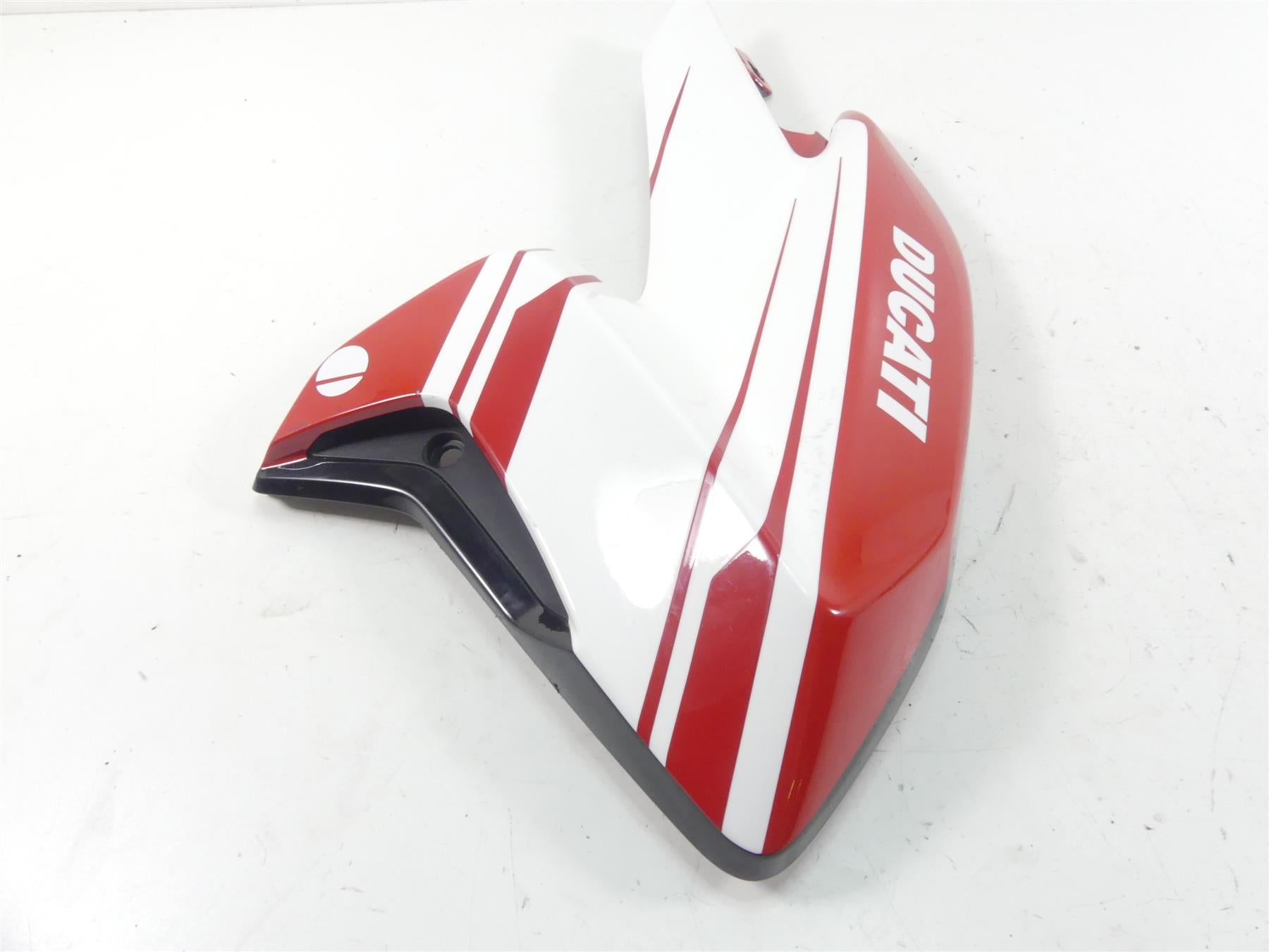 2018 Ducati Hypermotard 939 SP Oem Right Tank Fairing Cover Panel 480P5692CK {{ shop.shopifyCountryName }} - Mototech271