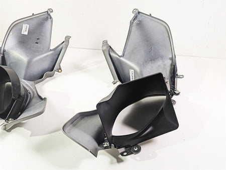 2016 BMW R1200RT K52 Left Right Intake Fairing Cover Set 46638533582 46638529381 {{ shop.shopifyCountryName }} - Mototech271
