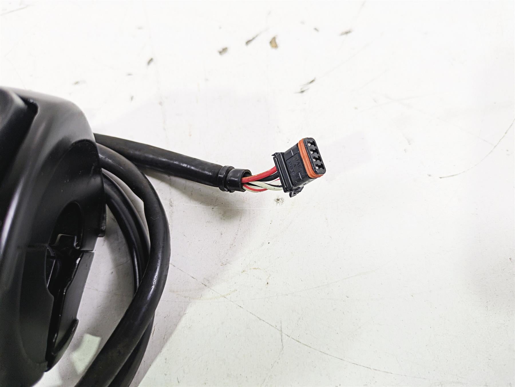 2015 Harley FXDL Dyna Low Rider Left Hand Control Switch -Read 72943-12A {{ shop.shopifyCountryName }} - Mototech271