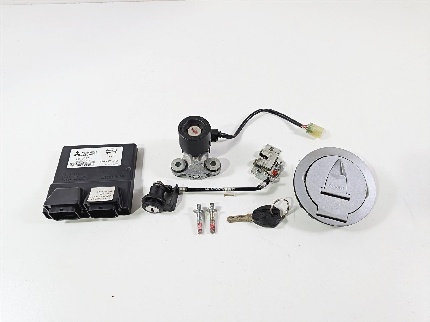 2017 Ducati Panigale 1299 Cdi Ignition Switch Key Lock Set 28642521B-Mototech271