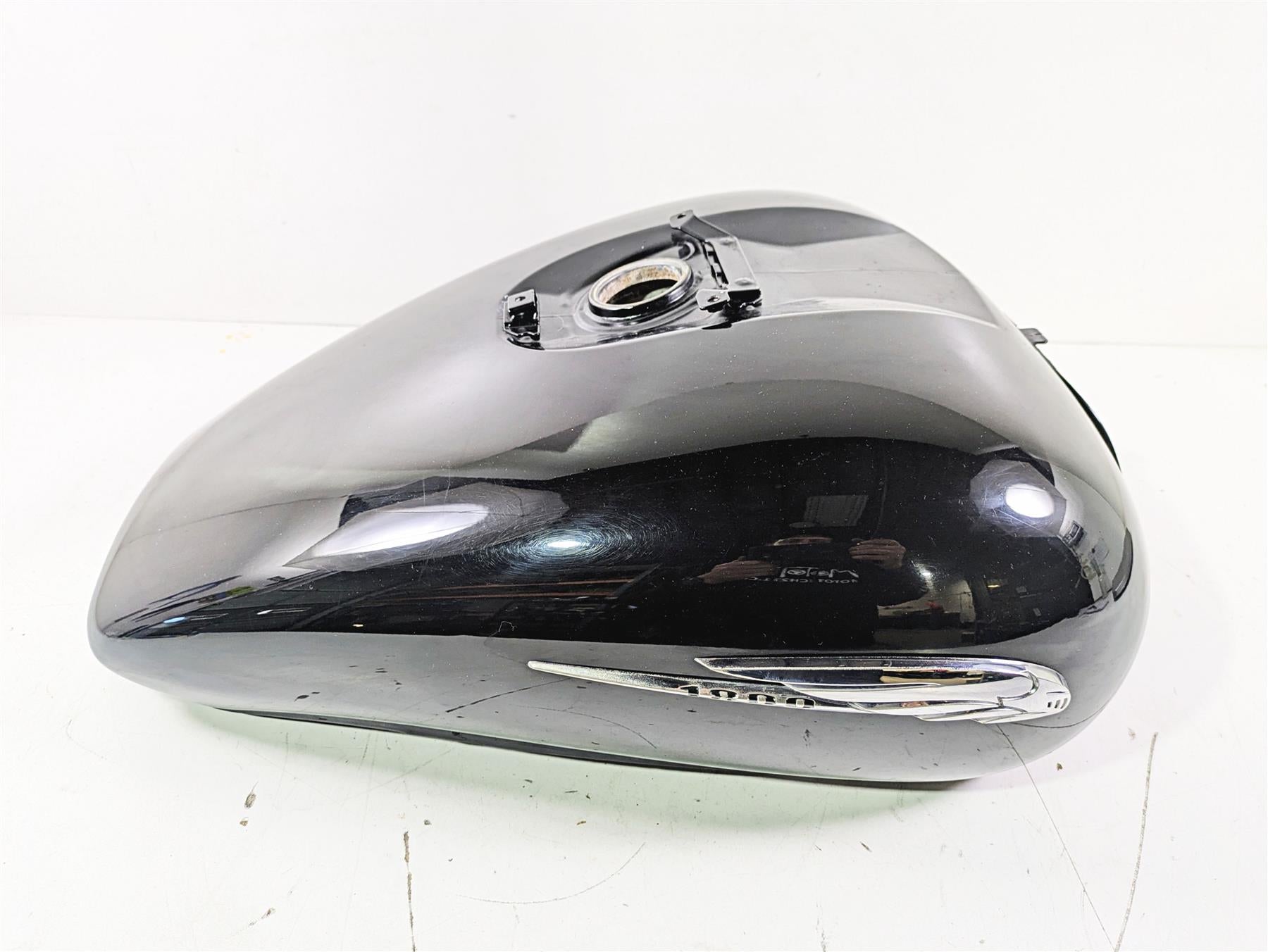 2002 Honda V-Twin VTX1800 C Fuel Gas Petrol Tank - No Dents - Read 17520-MCH {{ shop.shopifyCountryName }} - Mototech271