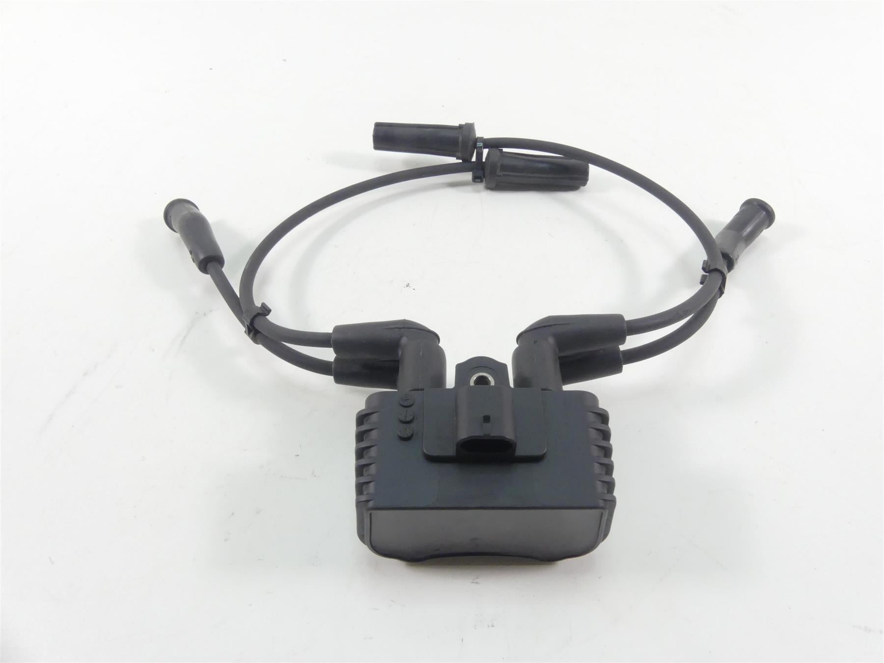2022 Harley Softail FXBBS Street Bob Ignition Coil Wires Plugs Set 31600067 {{ shop.shopifyCountryName }} - Mototech271