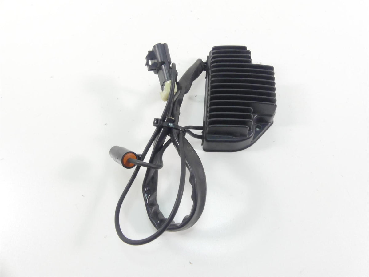 2006 Harley VRSCD Night Rod Rectifier Voltage Regulator 74440-01 {{ shop.shopifyCountryName }} - Mototech271