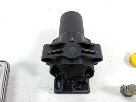 2015 BMW R1200GS GSW K50 Cdi Handsfree Ignition Switch Key Lock Set 13618546129 {{ shop.shopifyCountryName }} - Mototech271