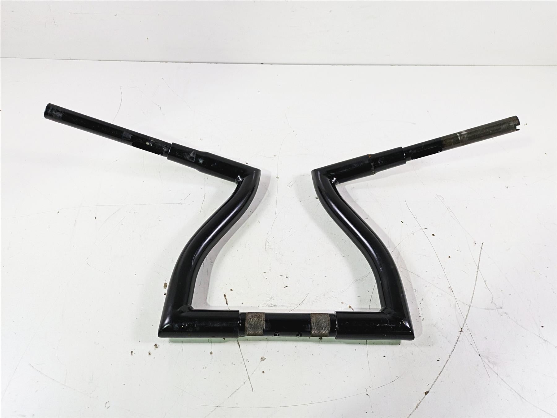 Harley Davidson Road Glide 12" LA Choppers Thresher Handlebar LA-7327-12B {{ shop.shopifyCountryName }} - Mototech271