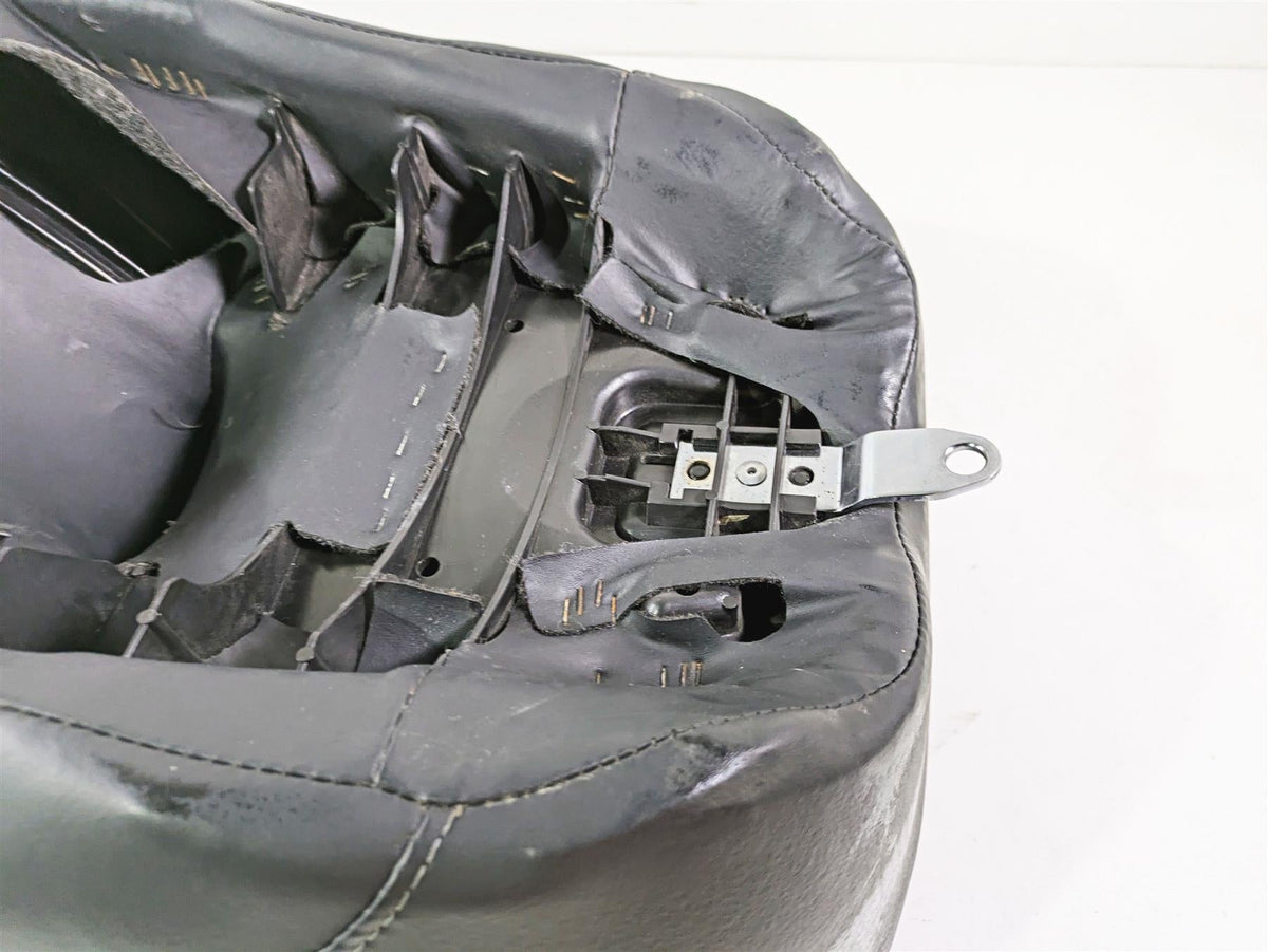 2017 Harley Touring FLHTKSE CVO E-Glide Heated Driver Seat Saddle 52000281 {{ shop.shopifyCountryName }} - Mototech271