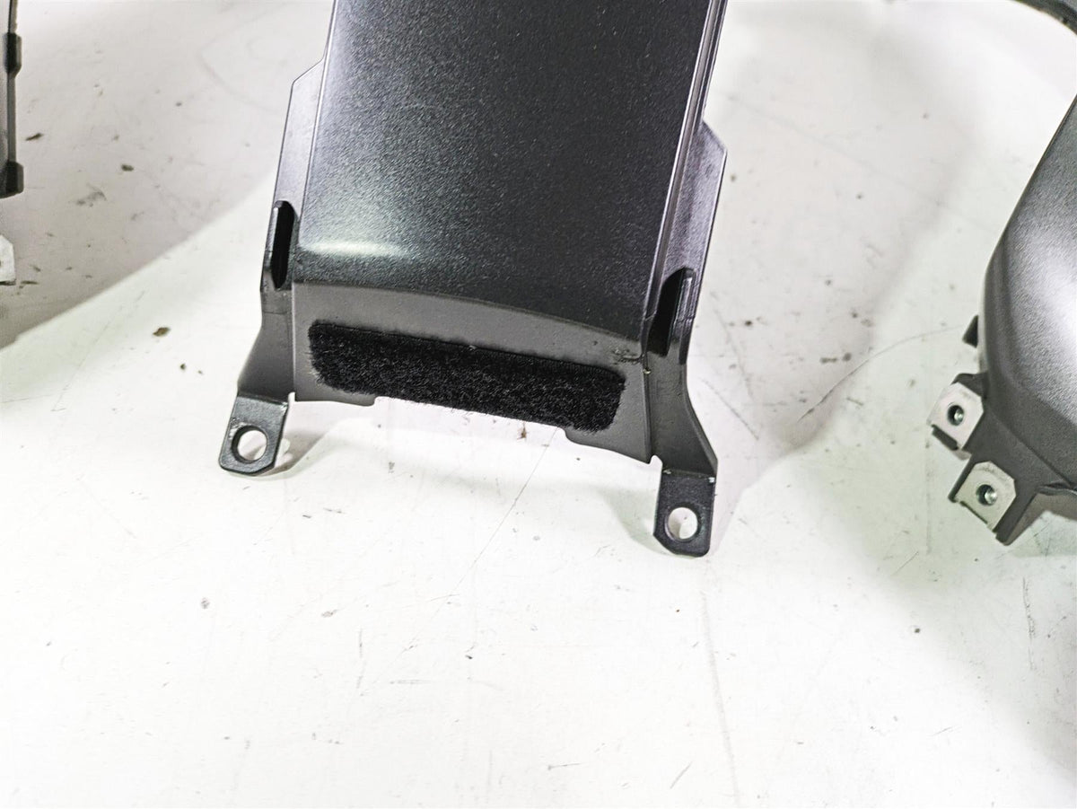 2014 BMW R1200 RT RTW K52 Tank Cover Fairing Kallistograu 46638533563 {{ shop.shopifyCountryName }} - Mototech271