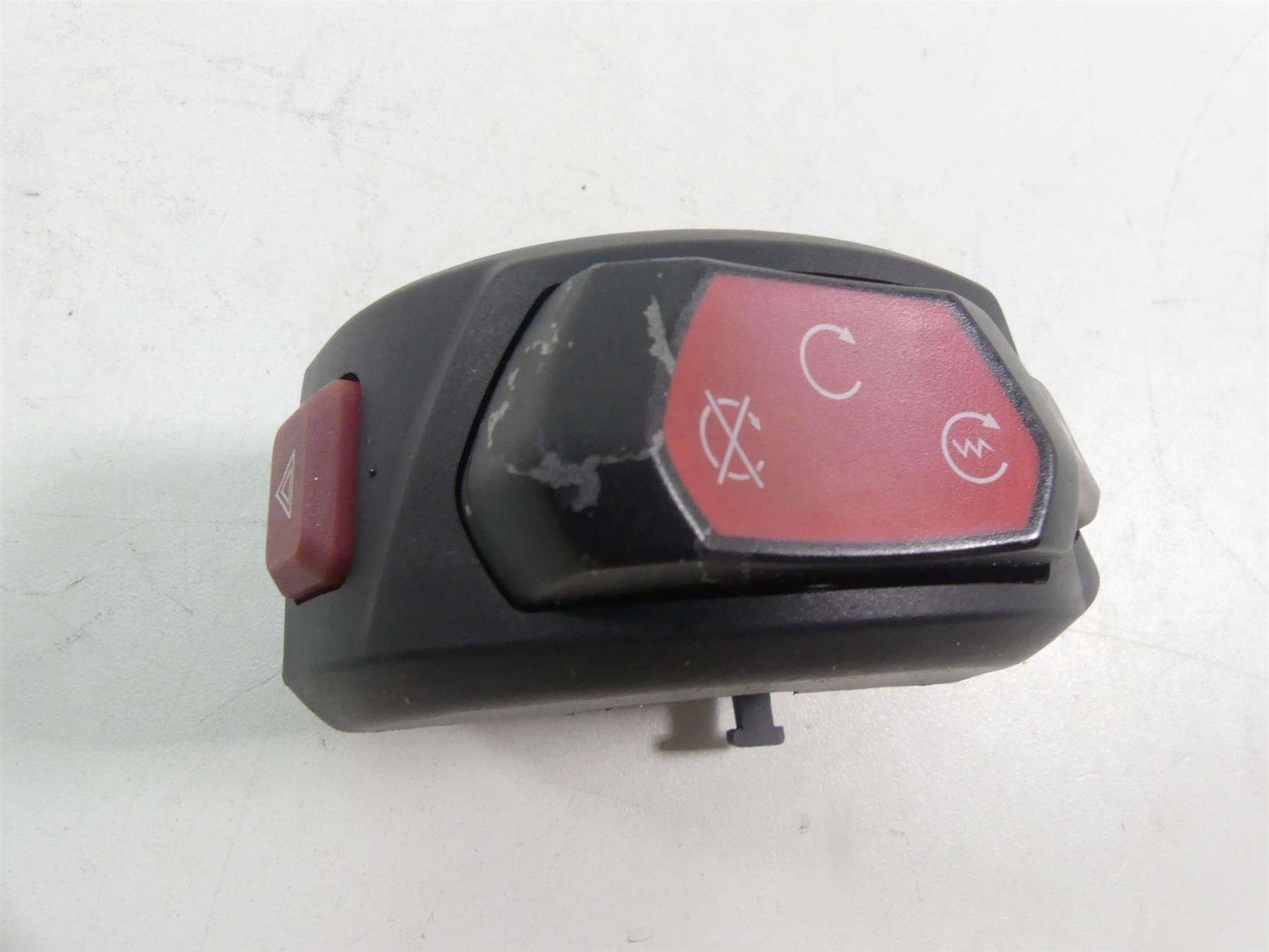 2019 Triumph Street Triple 765R Right Hand Start Kill Control Switch T2044828 {{ shop.shopifyCountryName }} - Mototech271