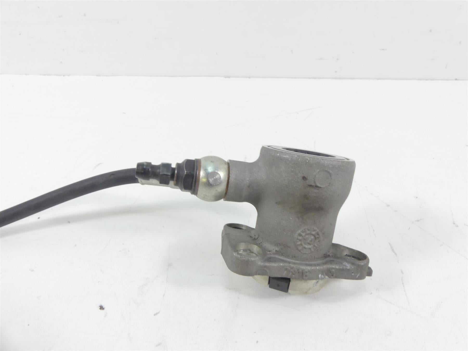 2015 Ducati Diavel Carbon Red Clutch Slave Cylinder + Line 19540033B {{ shop.shopifyCountryName }} - Mototech271