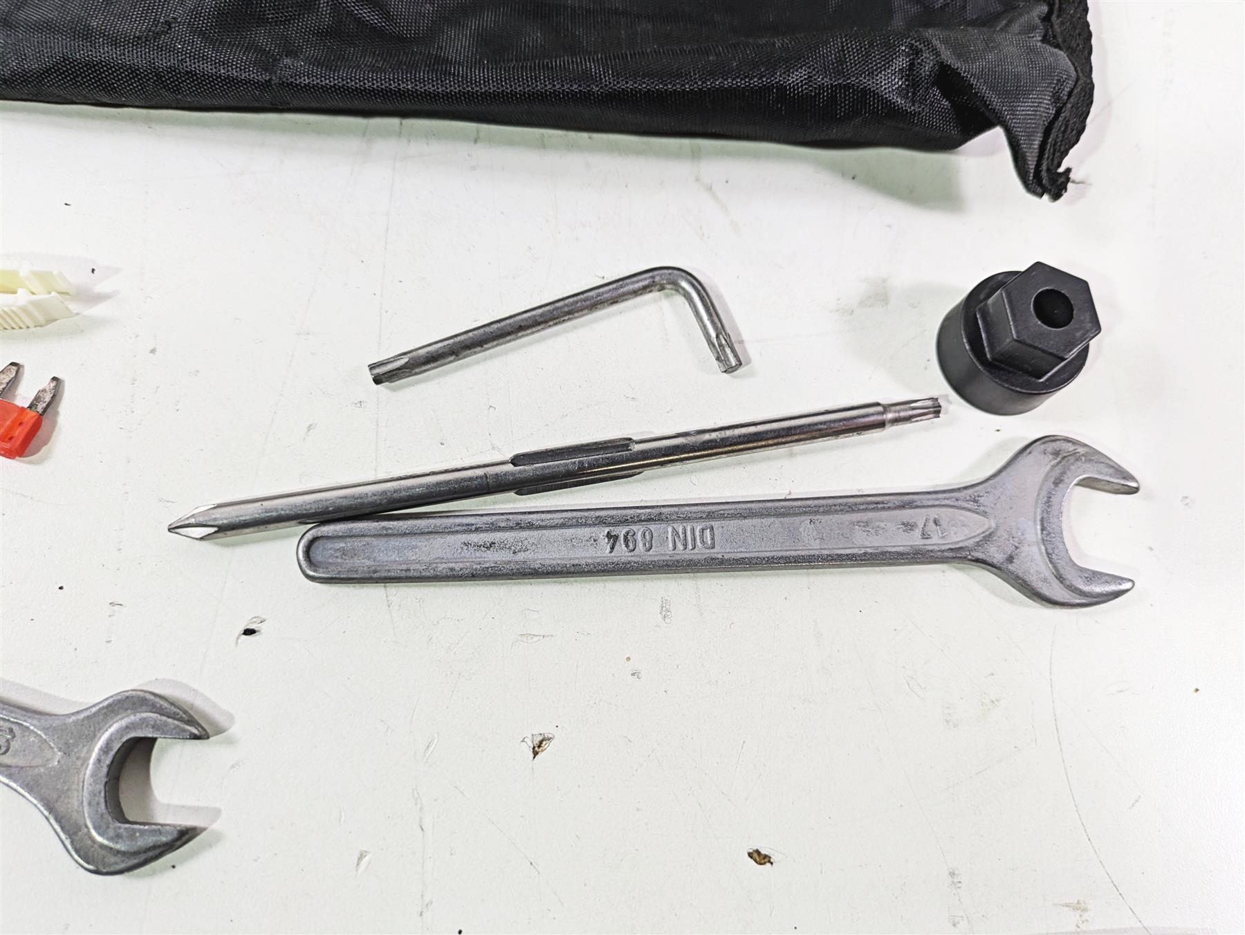 2016 BMW S1000RR K46 Wrench Screw Driver Stock Tool Bag Box Set Pouch {{ shop.shopifyCountryName }} - Mototech271