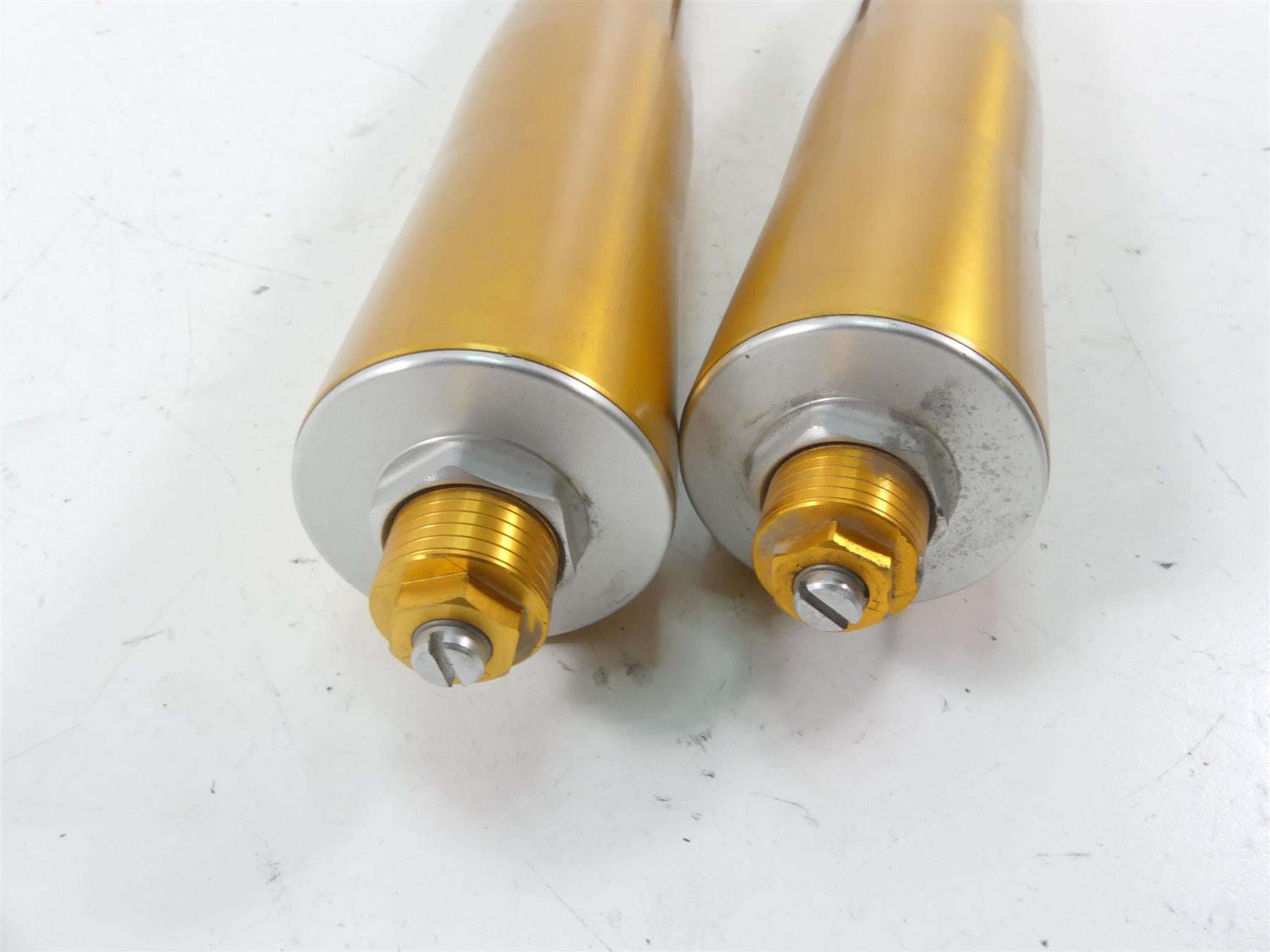 2008 Yamaha FZ1 Fazer Straight Front Fork Leg Set L 2D1-23102-11 2D1-23103-13 {{ shop.shopifyCountryName }} - Mototech271