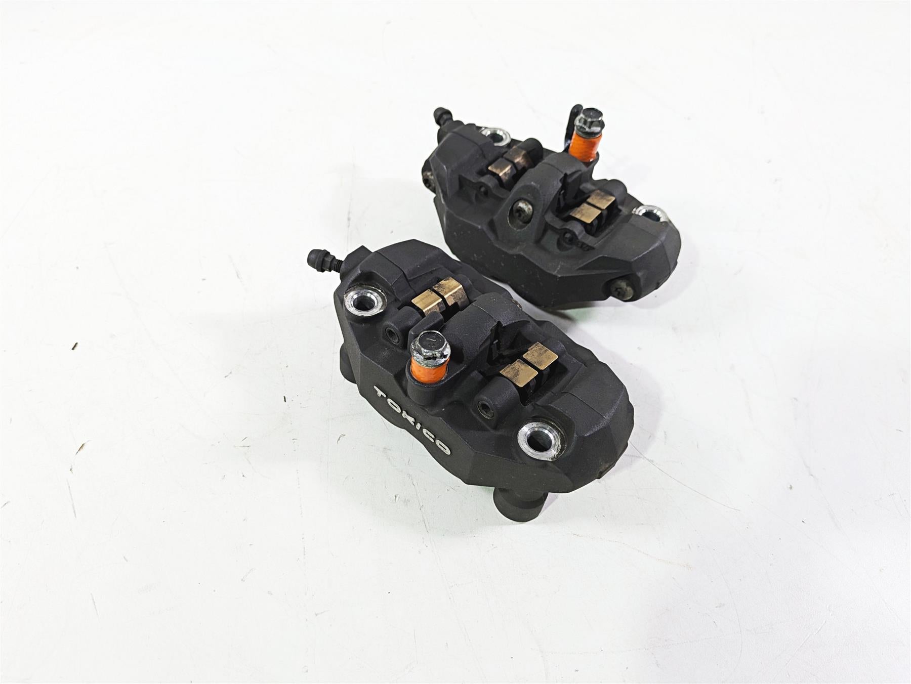 2008 Suzuki GSXR600 Front Brake Caliper Set Tokico 59100-41G30-999 {{ shop.shopifyCountryName }} - Mototech271