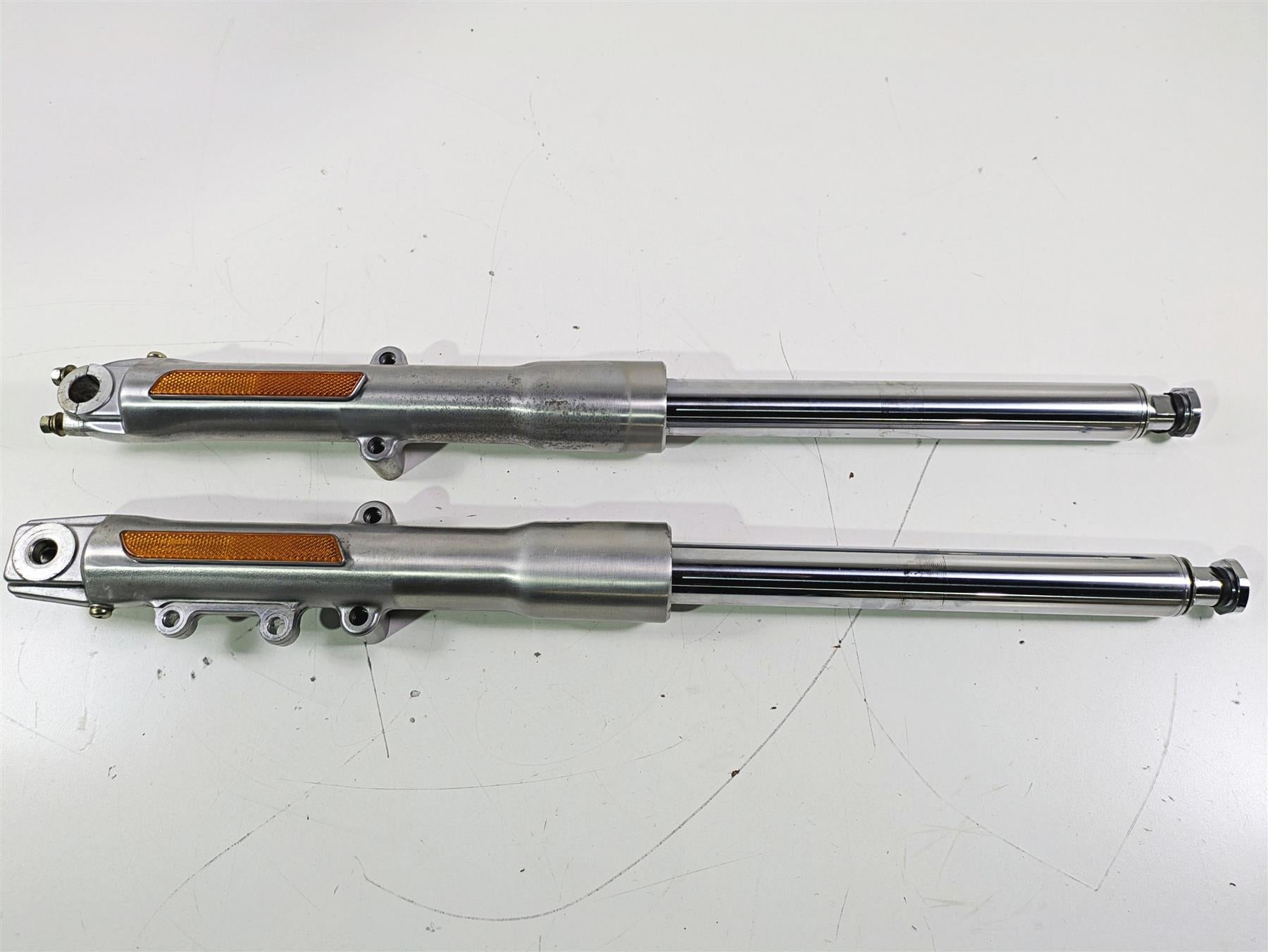 2004 Harley Softail FLSTF Fat Boy Showa Front Fork Leg Set 45915-00 45916-00 | Mototech271