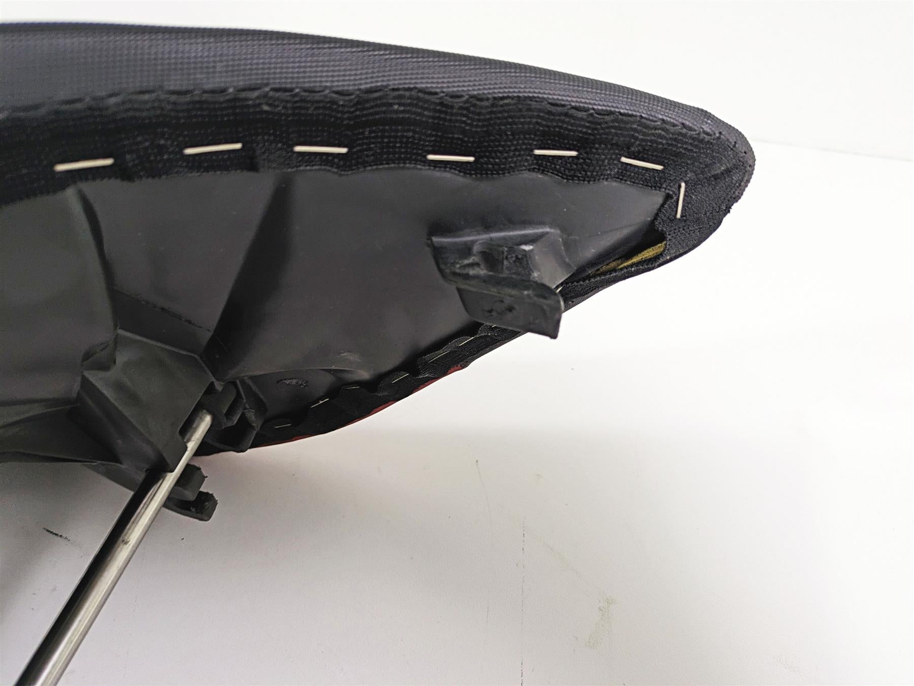 2006 BMW R1200GS K255 Adv Front Rider Driver Seat Saddle Red Black 52537709355 {{ shop.shopifyCountryName }} - Mototech271