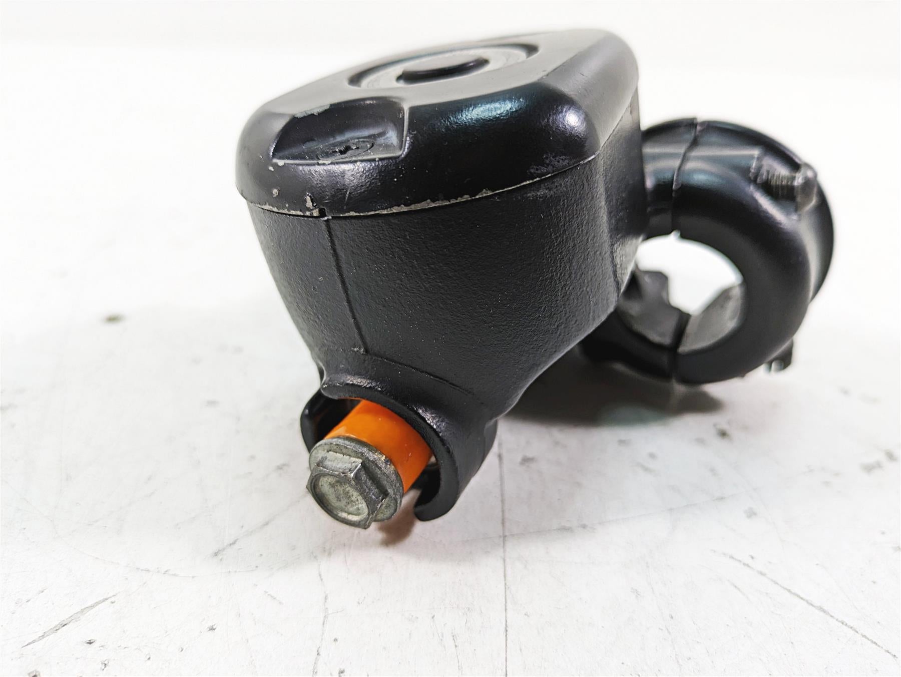 2019 Harley XL883N Sportster Iron Front 1/2" Brake Master Cylinder 41700099 {{ shop.shopifyCountryName }} - Mototech271