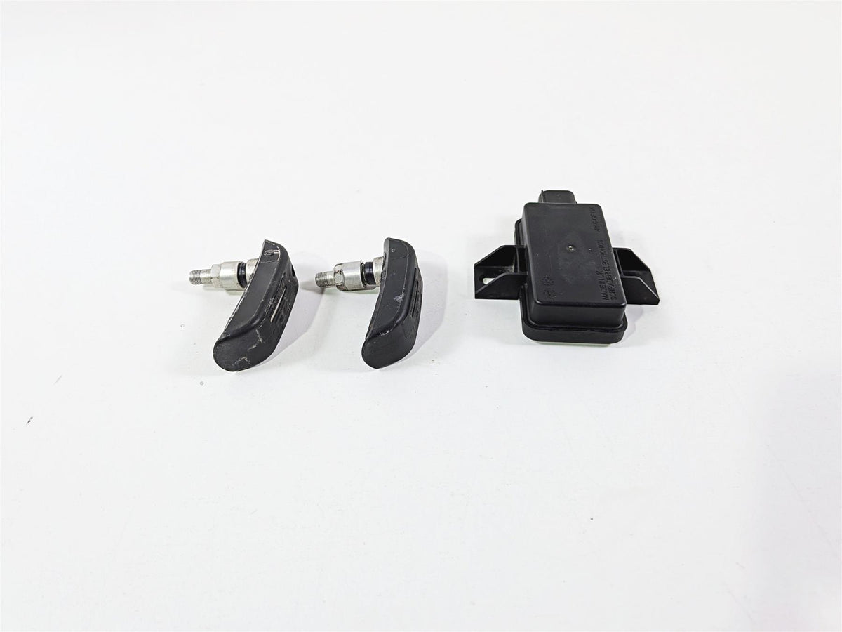 2015 BMW R1200GS K50 Rdc Sensor & Tire Sensors 36318532731 65758546222 {{ shop.shopifyCountryName }} - Mototech271