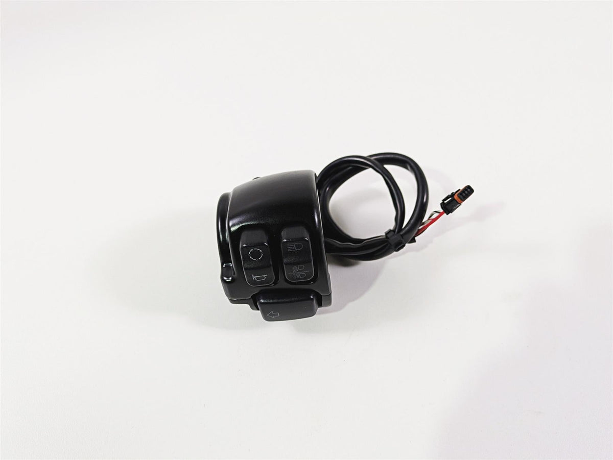 2019 Harley Softail FXDR 114 Left Hand Light Control Switch 71500292 {{ shop.shopifyCountryName }} - Mototech271
