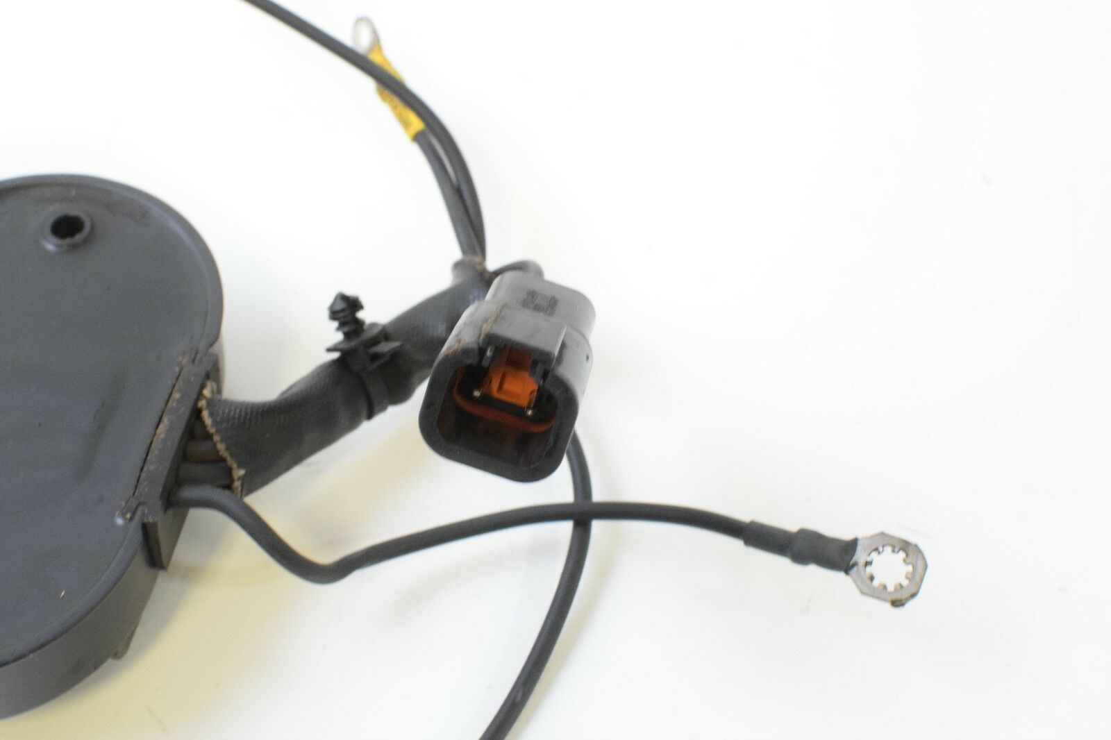 05 Harley FLSTNI Softail Deluxe Rectifier Voltage Regulator 74540-01 {{ shop.shopifyCountryName }} - Mototech271
