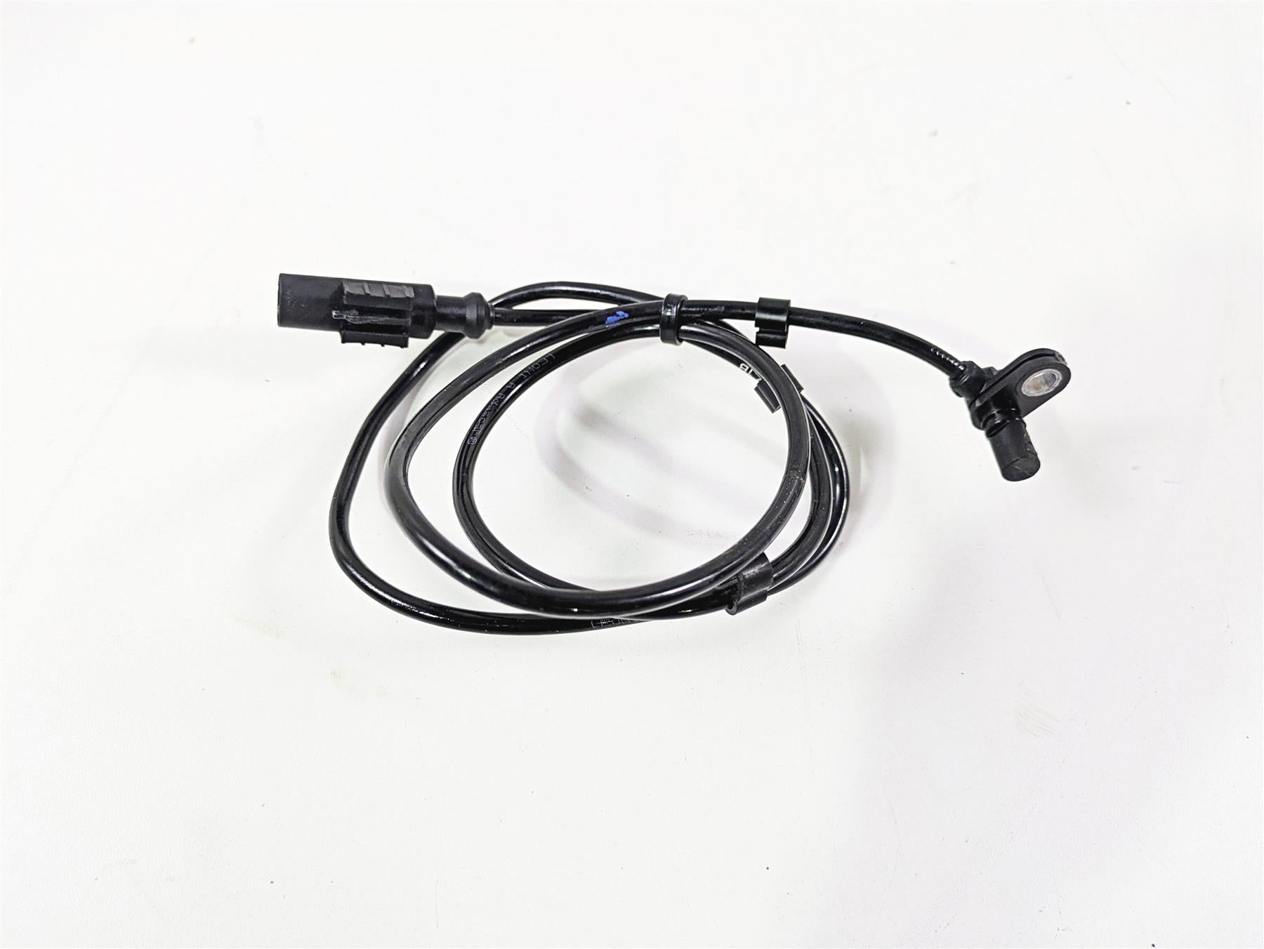 2022 Ducati Streetfighter V2 Front Wheel Speed Abs Brake Sensor 55212121B {{ shop.shopifyCountryName }} - Mototech271