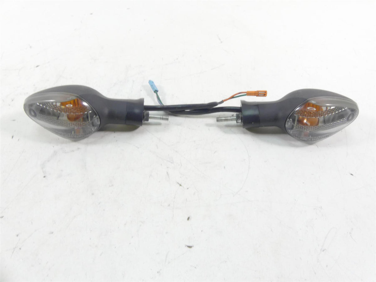 2015 Honda CBR1000 RR SC59 Rear Oem Blinker Turn Signal Set 33600-MFL-694 {{ shop.shopifyCountryName }} - Mototech271
