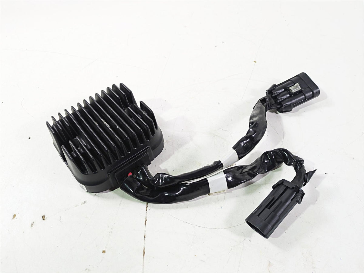2019 Indian Chieftain Limited Rectifier Voltage Regulator 4014300 4019661 {{ shop.shopifyCountryName }} - Mototech271