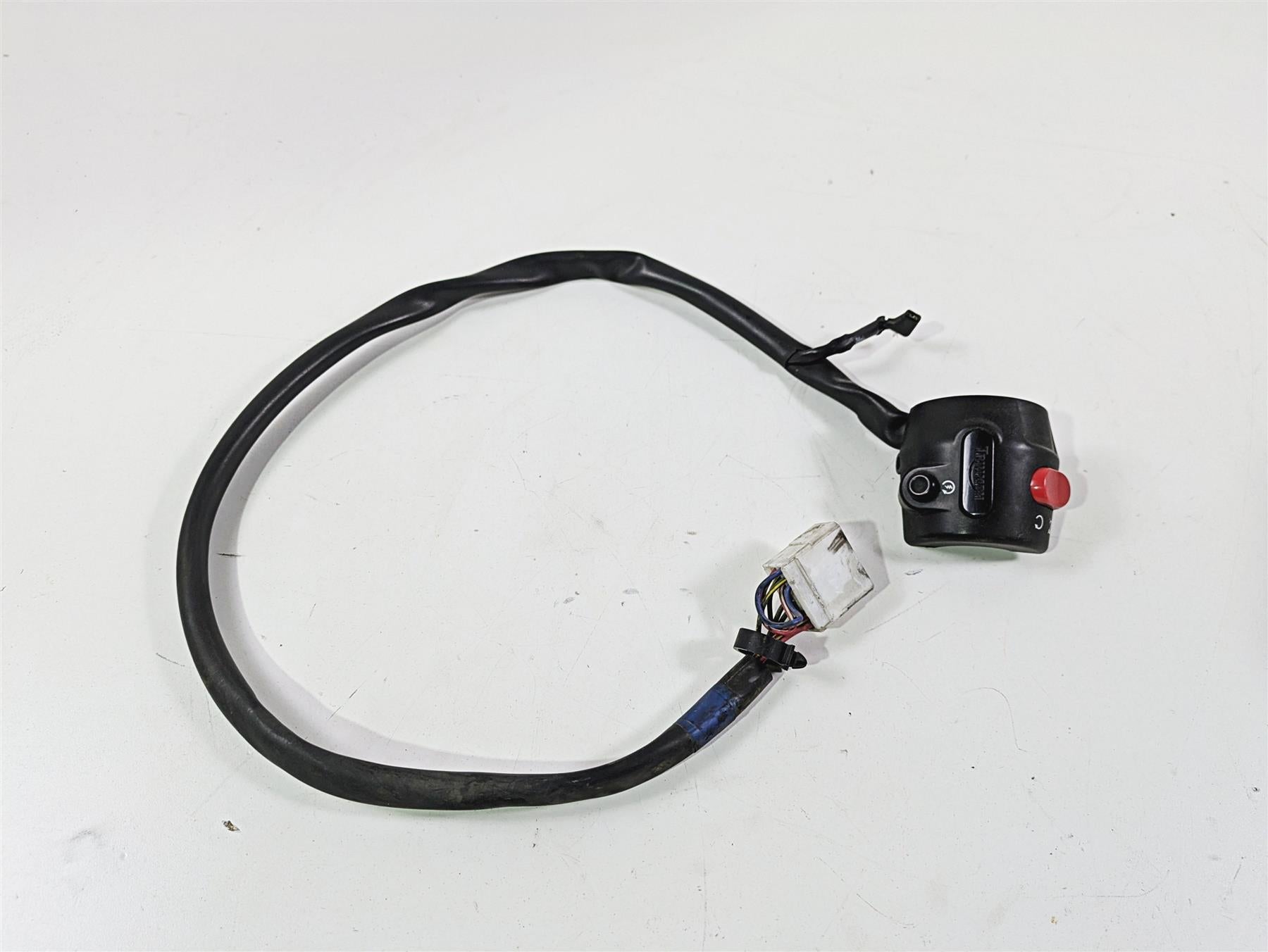 2006 Triumph Rocket 3 Right Hand Control Switch Start Kill READ T2046701 {{ shop.shopifyCountryName }} - Mototech271