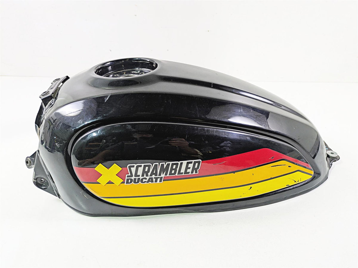 2018 Ducati Scrambler Desert Sled 800 Fuel Gas Petrol Tank - Read 58612221B {{ shop.shopifyCountryName }} - Mototech271