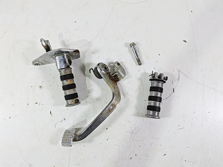 2002 Honda VT1100 Shadow Sabre Right Foot Pegs & Brake Pedal Set 50615-MCK-A00 {{ shop.shopifyCountryName }} - Mototech271