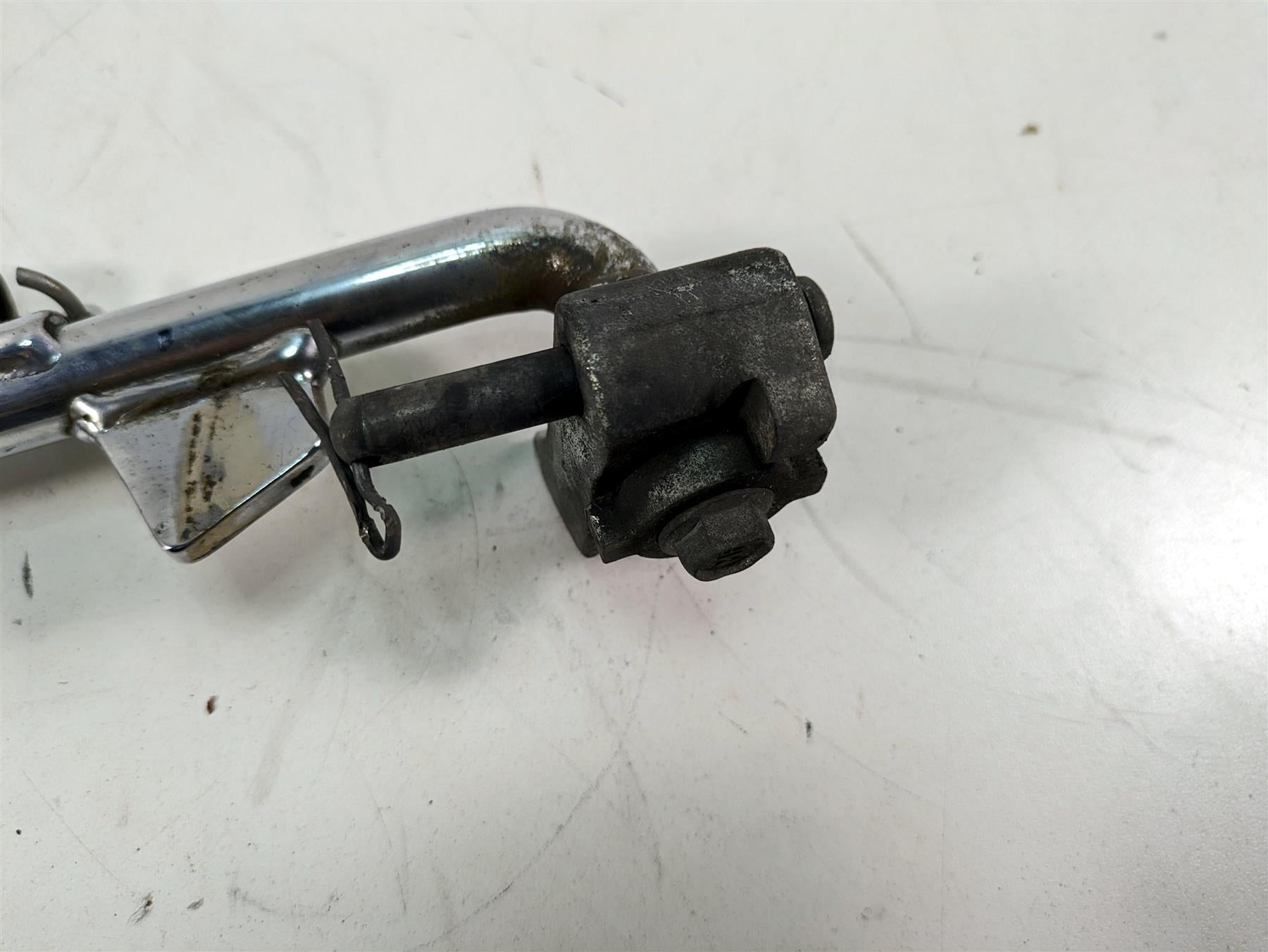 2000 Harley Dyna FXDL Low Rider Side Kickstand Kick Stand & Spring 49704-90H {{ shop.shopifyCountryName }} - Mototech271