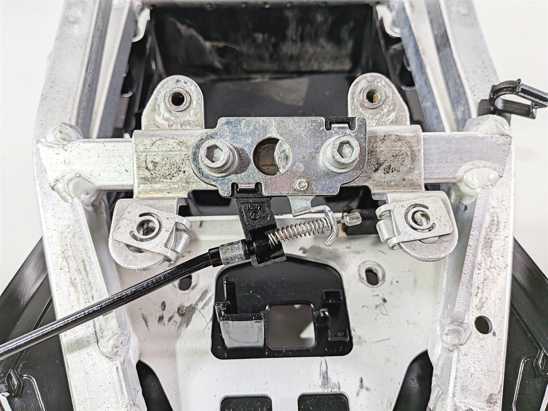 2014 Aprilia RSV4 RR Factory Subframe Sub Frame & Inner Fender 858849 {{ shop.shopifyCountryName }} - Mototech271
