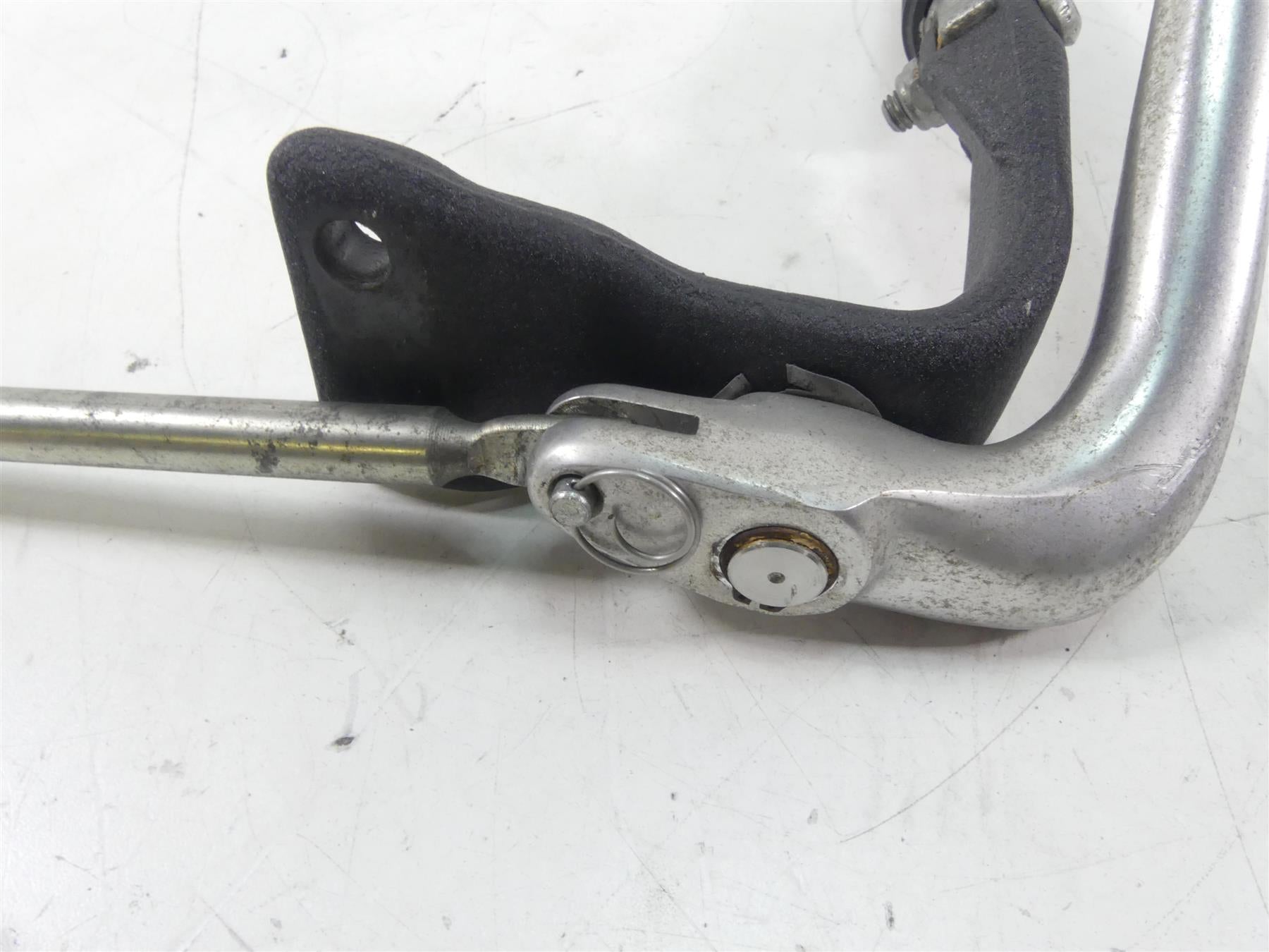 2009 Harley FXDF Dyna Fat Bob Front Right Mid Foot Control Brake Pedal 50666-07 {{ shop.shopifyCountryName }} - Mototech271