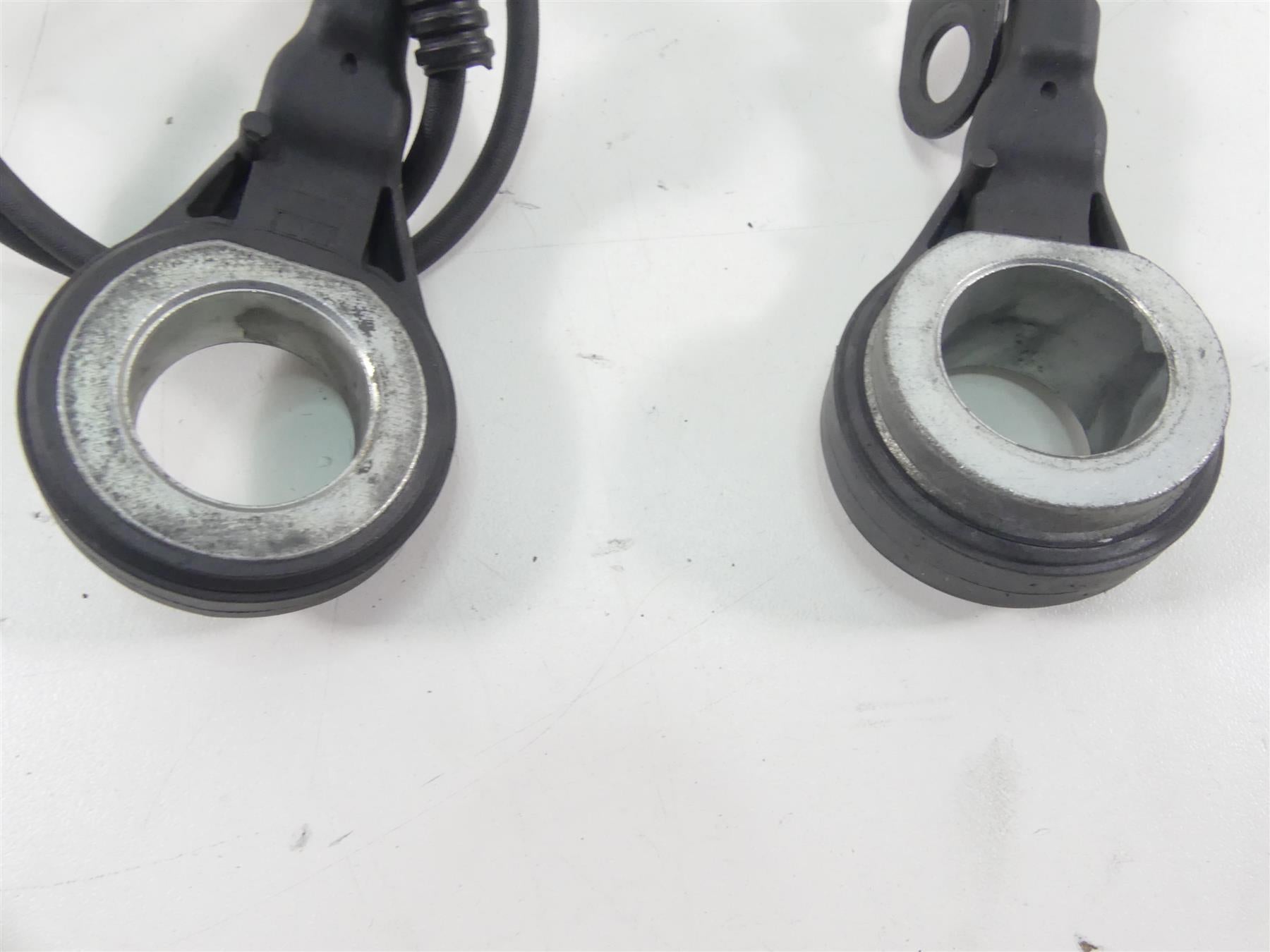2013 Harley Touring FLHTP Electra Glide Abs Brake Wheel Speed Sensors 40615-08 {{ shop.shopifyCountryName }} - Mototech271
