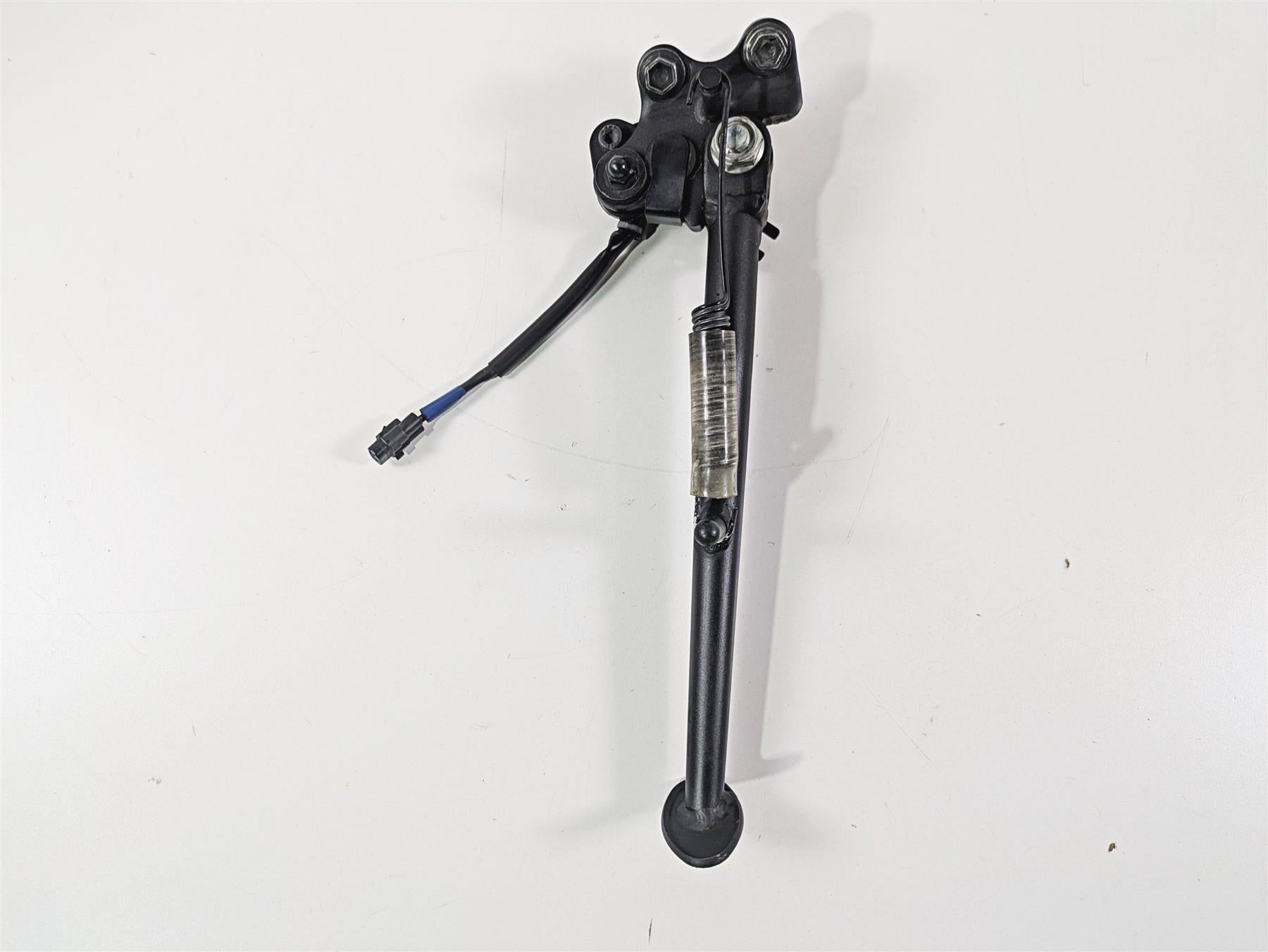 2024 Kawasaki ZX6R ZX636 Ninja Side Kickstand Stand & Safety Switch 34024-0115 {{ shop.shopifyCountryName }} - Mototech271
